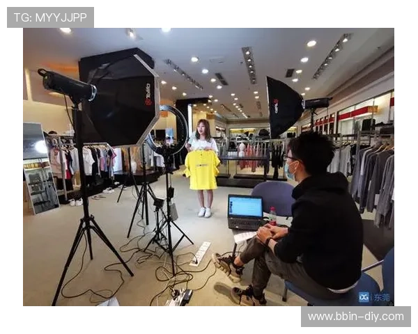 东莞一直播：探秘网红之都的镜头内外